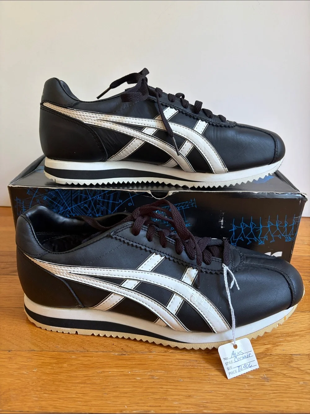 Deadstock Vintage ASICS Corsair Onitsuka Tiger Sneakers Running Shoes Size 10